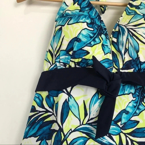 Swimsuits For All Tropical Print Halter Tankini‎ Top Size 12 - Picture 2 of 6